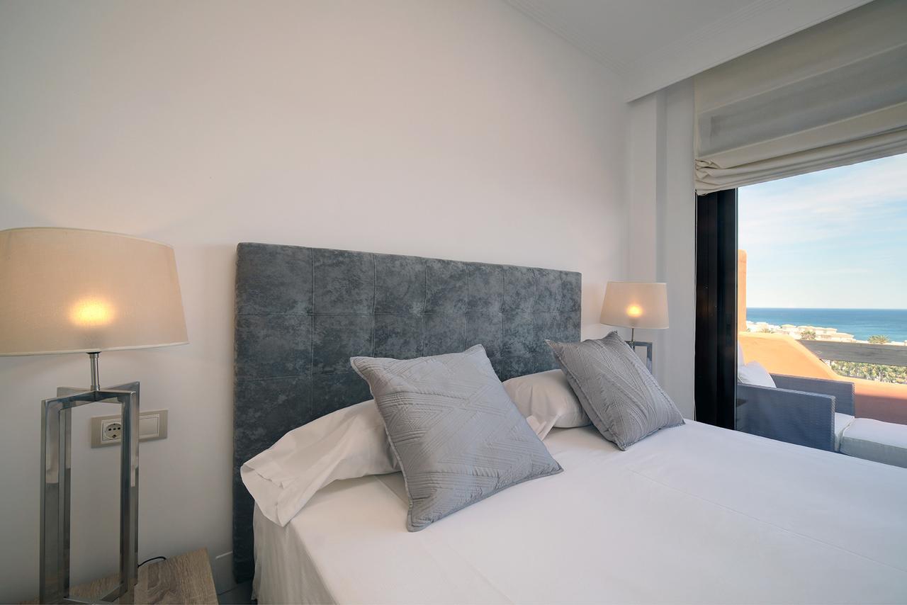 Jardines De Nueva Galera Cozy Penthouse Apartment Естепона Екстериор снимка