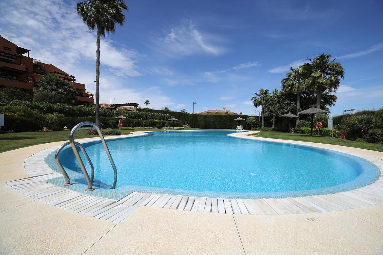 Jardines De Nueva Galera Cozy Penthouse Apartment Естепона Екстериор снимка