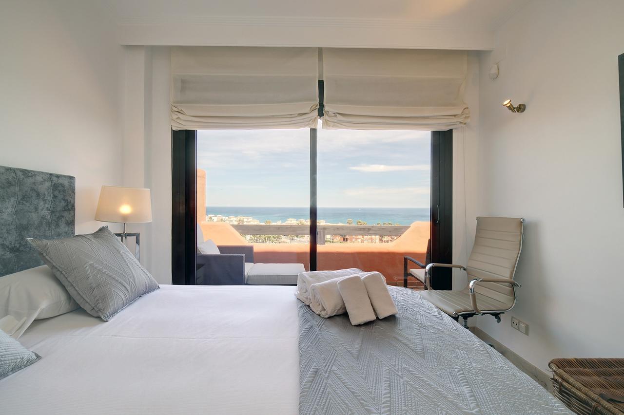 Jardines De Nueva Galera Cozy Penthouse Apartment Естепона Екстериор снимка